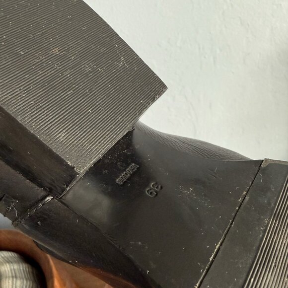 Alexander Wang Kori Black Cut-out Leather Ankle Booties Sz 39 - Picture 8 of 9